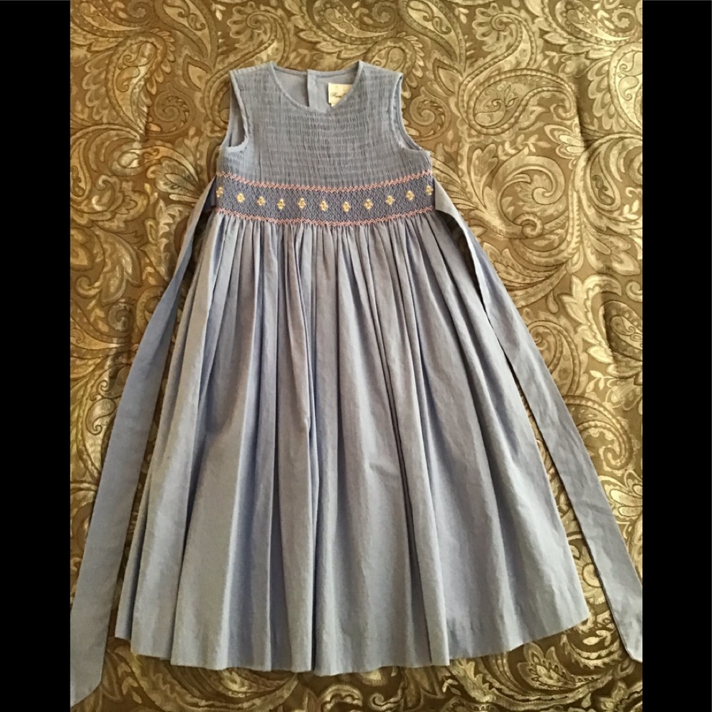 Girls dress
